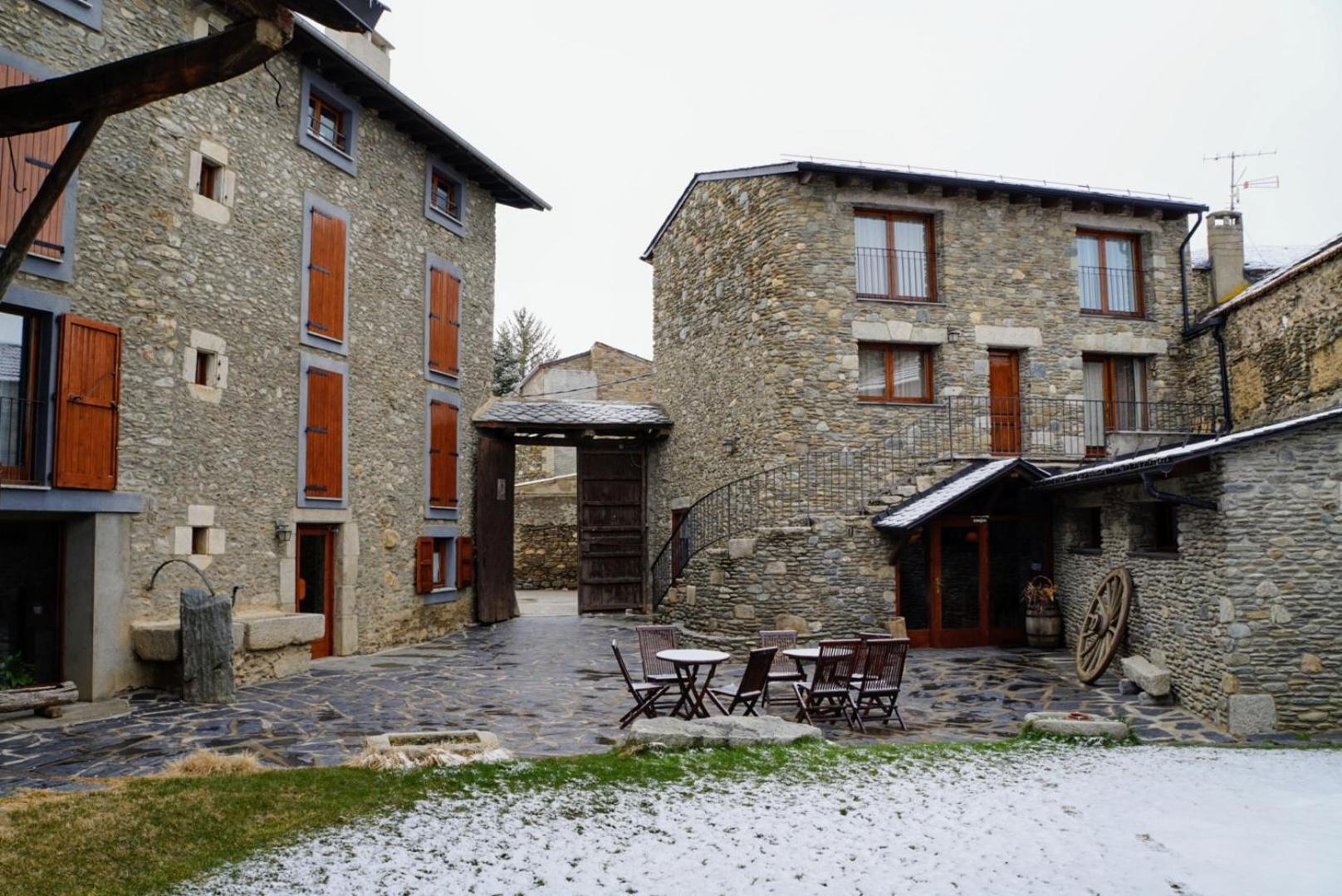 Cal Marrufes ξενώνας Puigcerdà Εξωτερικό φωτογραφία